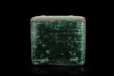 A Chinese hardstone gaiwan and cover, 18/19th C.