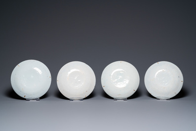 Six assiettes et un plat en fa&iuml;ence polychrome de Delft &agrave; sujet orangiste, 18&egrave;me