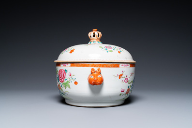 A round Chinese famille rose tureen and cover, Qianlong
