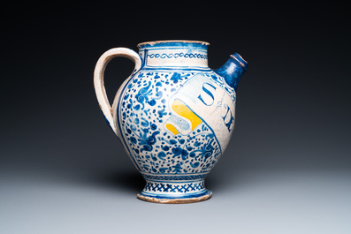 An Antwerp maiolica blue, white and yellow wet drug jar inscribed S DE ABSINTHIC, 3rd quarter 16th C.