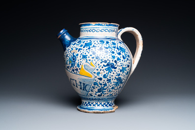 An Antwerp maiolica blue, white and yellow wet drug jar inscribed S DE ABSINTHIC, 3rd quarter 16th C.