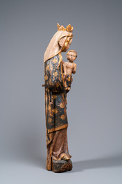 Une grande Vierge &agrave; l'Enfant en bois polychrom&eacute;, Allemagne, 16&egrave;me
