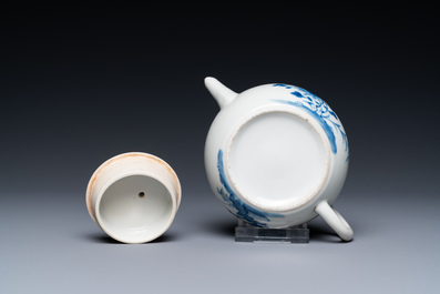 A small Chinese blue and white teapot with floral design, 19th C.