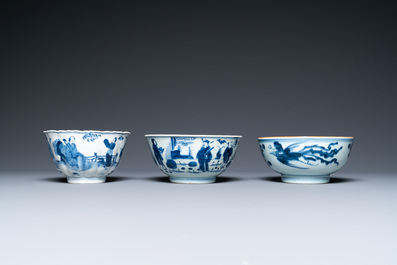 Six Chinese blue and white bowls, Transitional period and Kangxi