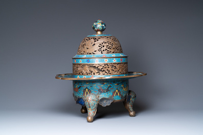 A large Chinese cloisonn&eacute; tripod censer and cover, 19th C.