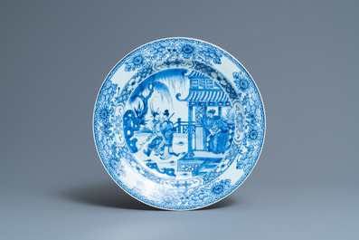 Three Chinese blue, white and famille rose dishes, Kangxi/Yongzheng