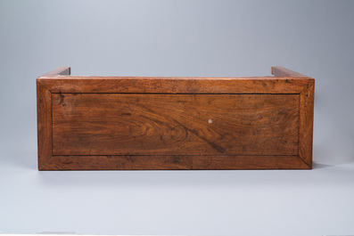 A Chinese rectangular huali table, 18/19th C.