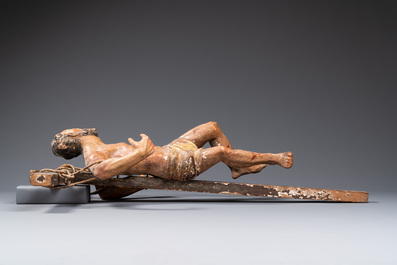 Une figure du Saint Dismas ou 'Le Bon Larron' crucifi&eacute; en bois sculpt&eacute; polychrom&eacute;, Espagne, 16&egrave;me