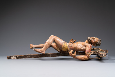 Une figure du Saint Dismas ou 'Le Bon Larron' crucifi&eacute; en bois sculpt&eacute; polychrom&eacute;, Espagne, 16&egrave;me