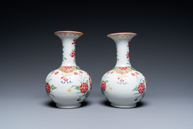 A pair of Chinese famille rose 'rooster' kendi, a Chinese Imari-style dish and an octagonal famille rose dish, Kangxi/Qianlong