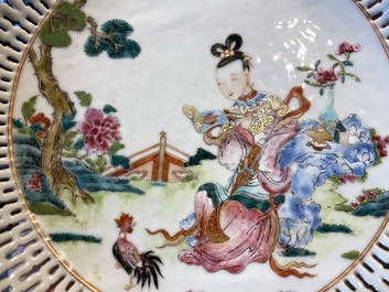 A Chinese famille rose plate with reticulated border, Yongzheng