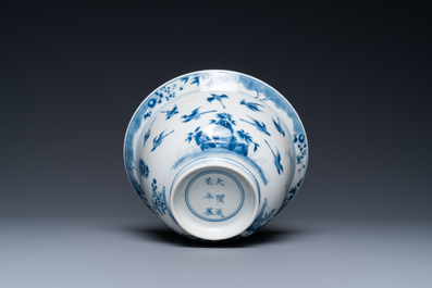 Een Chinese blauw-witte kom met twaalf eksters, Chenghua merk, Kangxi