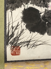 Wang Xuetao (1903-1982): 'Hanen bij een pioenstruik&rsquo;, inkt en kleur op papier