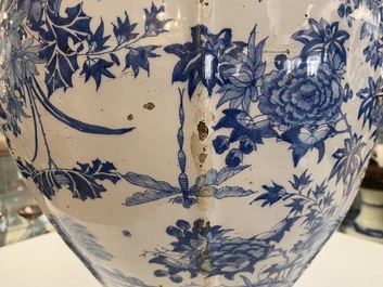 An exceptionally large blue and white baluster vase with naturalistic design, Delft or Frankfurt, late 17th C.