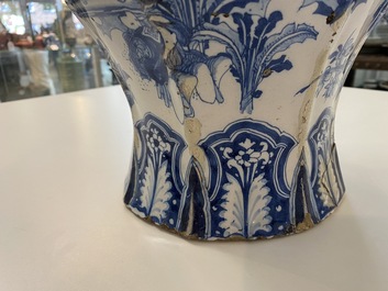 An exceptionally large blue and white baluster vase with naturalistic design, Delft or Frankfurt, late 17th C.