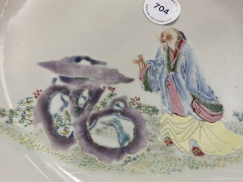 A fine Chinese famille rose eggshell porcelain plate with an immortal, Yongzheng