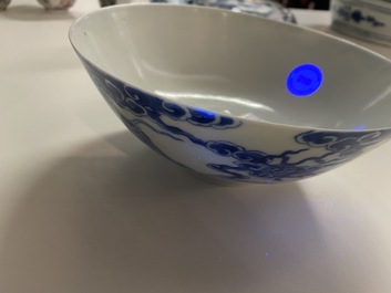 Un bol en porcelaine de Chine 'Bleu de Hue' pour le Vietnam, r&egrave;gne de Tu Duc, fin du 19&egrave;me