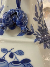 A Chinese blue and white octagonal 'hu' vase, 19th C.