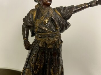 Une figure d'un guerrier en bronze patin&eacute; et dor&eacute;, sign&eacute; Miyao, Meiji, 19&egrave;me