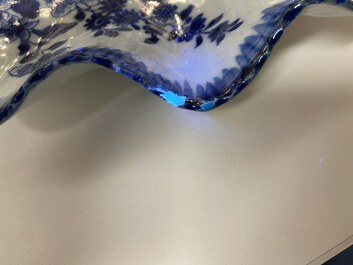 A Chinese blue and white leaf-shaped dish, Qianlong