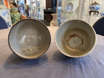 Deux grands bols couverts en porcelaine de Chine Bencharong pour le march&eacute; thai, 18/19&egrave;me