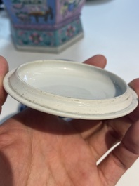 A Chinese blue and white covered cup and saucer for the French market, Kangxi