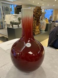 A Chinese langyao-glazed bottle vase, 18/19th C.