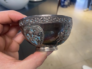 Une tasse et soucoupe en argent partiellement &eacute;maill&eacute;, Arm&eacute;nie, 18&egrave;me