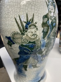 A Chinese Nanking crackle-glazed vase with polychrome design, Chenghua mark, 19th C.