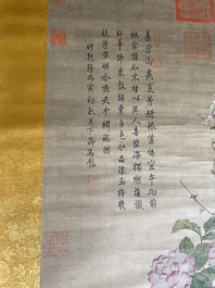 Yu Xing (1692 - 1767): 'Vase fleuri entour&eacute; de fruits', encre et couleurs sur papier