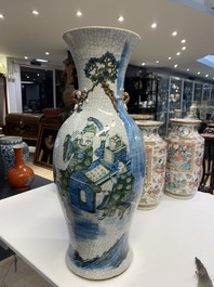A Chinese Nanking crackle-glazed vase with polychrome design, Chenghua mark, 19th C.