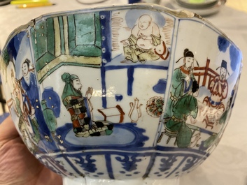 A Chinese famille verte bowl, Chenghua mark, Kangxi