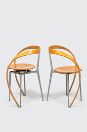 Een paar 'Revers Chairs' door Andrea Branzi voor Cassina, Itali&euml;, jaren '90