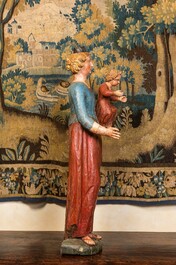 Grande Vierge &agrave; l'Enfant en bois polychrom&eacute;, 17/18&egrave;me