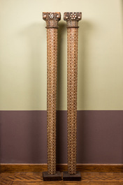 Une paire d'importantes colonnes islamiques en bois incrust&eacute; d'os, Syrie ou Afrique du Nord, 19&egrave;me