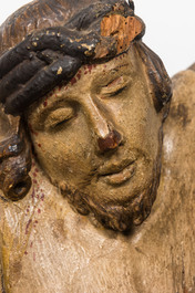 Christ en bois sculpt&eacute; et polychrom&eacute;, 17&egrave;me