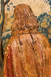 Twee grote Vlaamse polychrome en vergulde notelaren sculpturen van Maria Magdalena en Johannes de Doper, Brabant, eind 15e eeuw