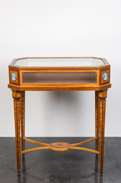 A French marquetry table display mounted with Wedgwood plaques, 2nd half 19th C.