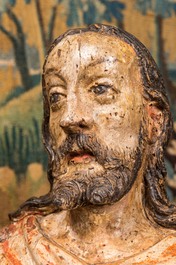 Grand Christ de la R&eacute;surrection en tilleul sculpt&eacute; et polychrom&eacute;, Allemagne du sud, milieu du 16&egrave;me