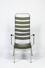 An aluminium and plastic garden chair, 20th C.