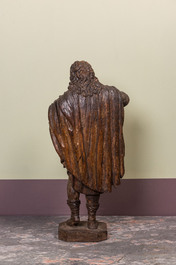 Saint Roch en noyer sculpt&eacute;, Sud de la France, 2&egrave;me moiti&eacute; du 16&egrave;me