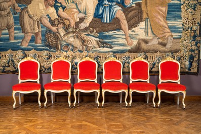 Six partly gilt wooden chairs with red velvet upholstery, 18/19th C.