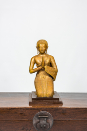 Bouddha &agrave; genou en bronze laqu&eacute; et dor&eacute;, Tha&iuml;lande, 1&egrave;re moiti&eacute; du 20&egrave;me