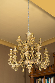 A gilt bronze Louis XIV-style chandelier, 20th C.