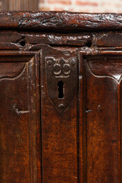 A gothic walnut coffer with linenfold panels, 2nd half 15th C.