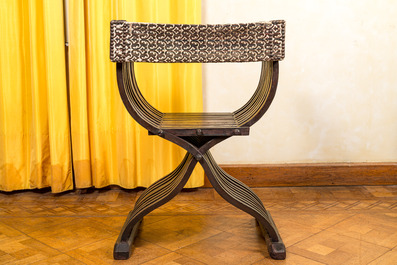 Chaise pliable de type 'dantesca' en bois, Italie, 17/18&egrave;me