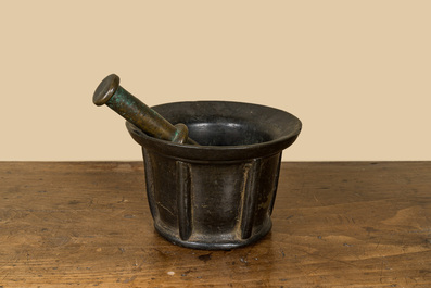 A French bronze mortar, 17th C.