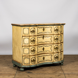 Een Zweedse polychrome houten commode met vier lades, 19e eeuw