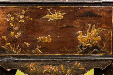 A painted and lacquered wooden jardini&egrave;re on stand with japonaiserie design, probably France, 19th C.