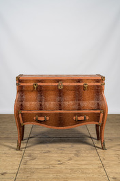 A 'faux croco' chest of drawers, 20th C.